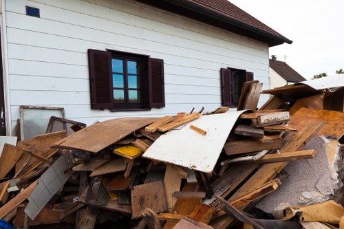 Mini skip for small construction projects